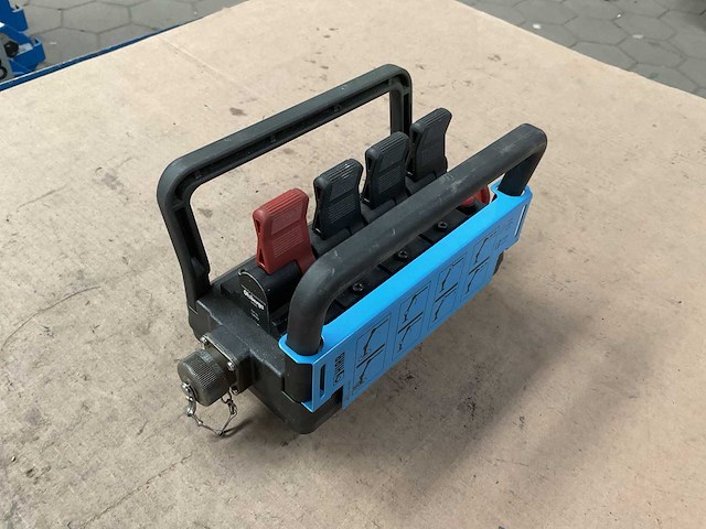 Hiab remote switching control - afbeelding 3 van  7