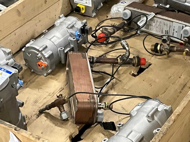 Hichly evs34hlbeaa-8ma airconditioning compressor en divers (6x) - afbeelding 3 van  9