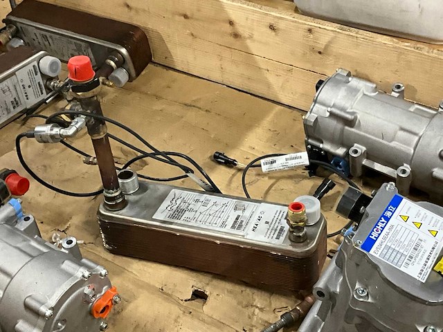 Hichly evs34hlbeaa-8ma airconditioning compressor en divers (6x) - afbeelding 6 van  9