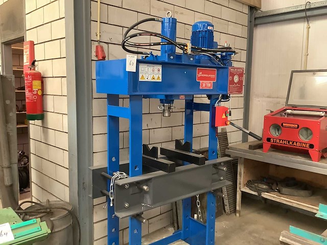 Hidroliksan - 2025 - hd 30 - garagepers - afbeelding 1 van  5