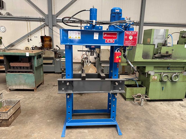 Hidroliksan - 2025 - hd 30 - hydraulische pers - afbeelding 2 van  8