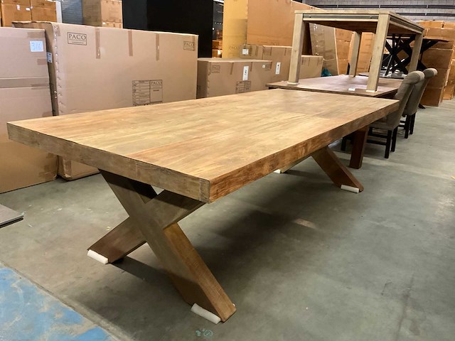 Higa eetkamertafel - afbeelding 1 van  10