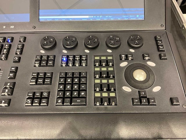 High end systems full boar 4 lichtmengtafel - afbeelding 8 van  8