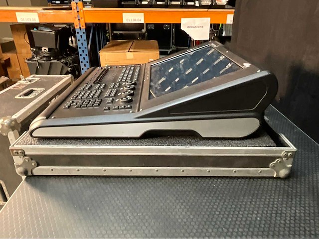 High end systems lichtconsole - afbeelding 5 van  19