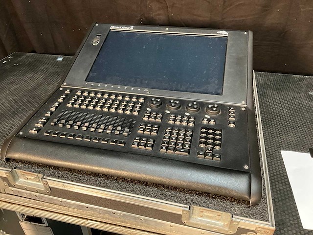 High end systems lichtconsole - afbeelding 13 van  19