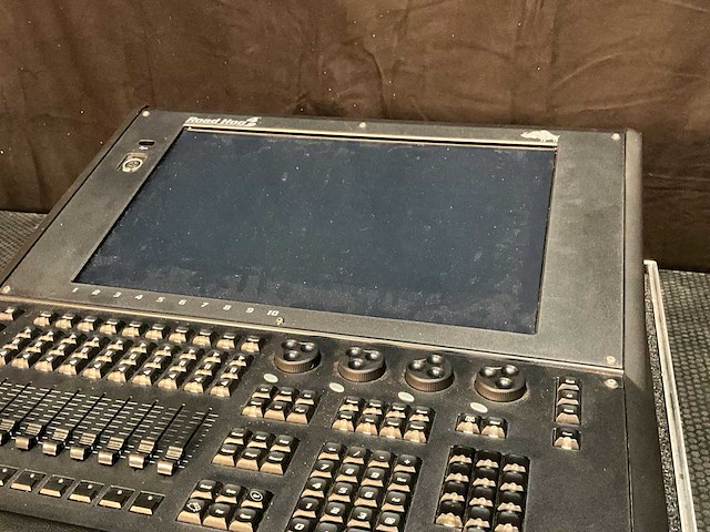High end systems lichtconsole - afbeelding 15 van  19