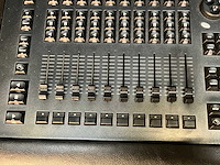 High end systems lichtconsole - afbeelding 18 van  19