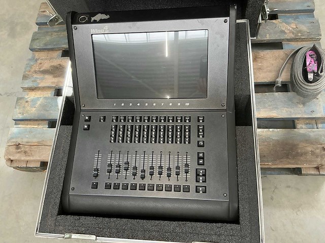 High end systems playback wing for hog 4 lichtmengtafel - afbeelding 2 van  4
