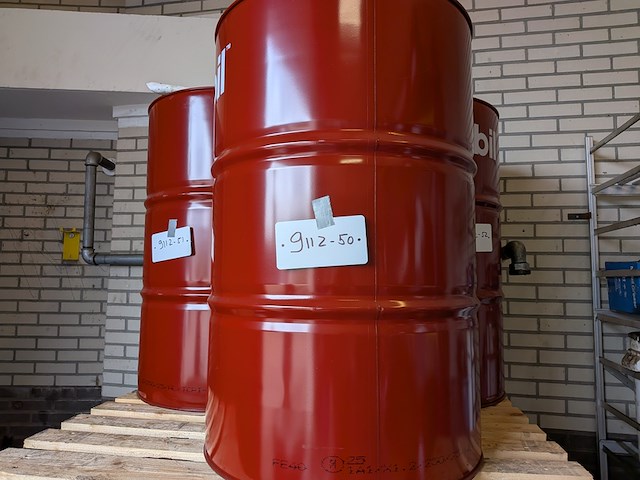High performance hydraulische olie in vat, mobil, dte 25 ultra, 2025 - afbeelding 1 van  6