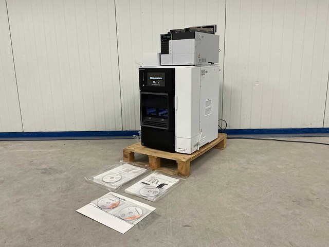 High performance liquid chromatograph - afbeelding 1 van  6