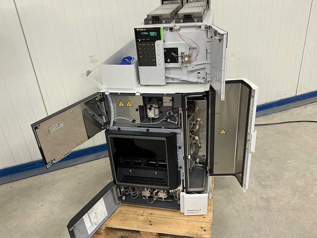 High performance liquid chromatograph - afbeelding 5 van  6