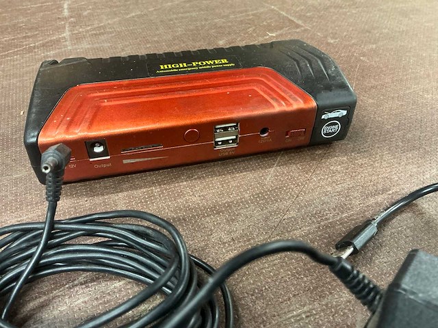 High power powerbank compact startbooser - afbeelding 3 van  5