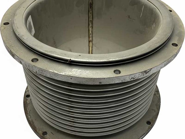 High-quality 300mm stainless steel marine exhaust coupling resistant to corrosion and harsh sea conditions - afbeelding 2 van  4
