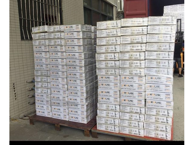 Highbay ufo 200w - pro design smd - dimbaar - neutraal wit 4000k x (4) - afbeelding 9 van  9