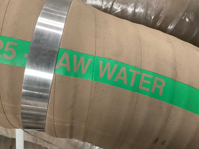Highland enginering 4”x15 suction hose assembly (7x) - afbeelding 4 van  4