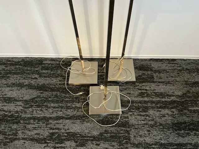 Highlight v4505.30 vloerlamp (3x) - afbeelding 3 van  5