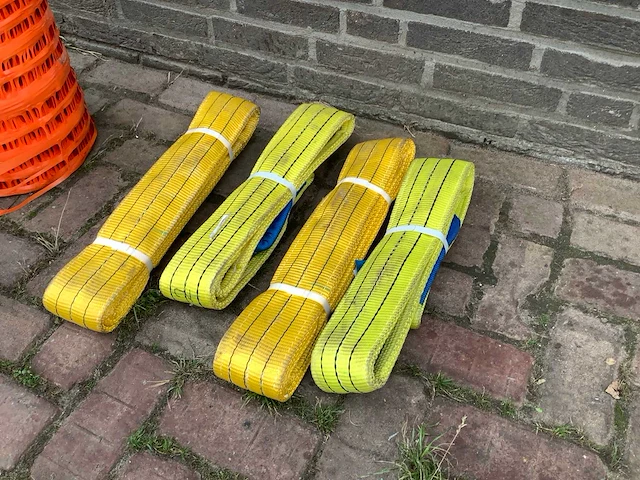 Hijsbanden (4x) - afbeelding 1 van  2