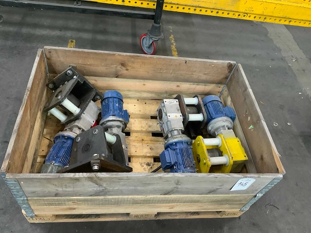 Hijsbandmotor (4x) - afbeelding 1 van  3