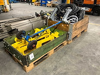 Hijsframes en divers - afbeelding 1 van  4