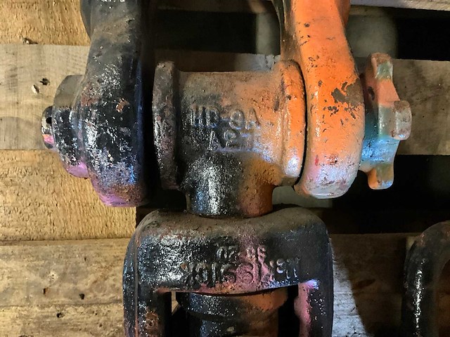 Hijskatrollen en harpsluitingen - afbeelding 3 van  7