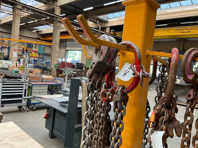 Hijskettingen op standaard - afbeelding 11 van  11
