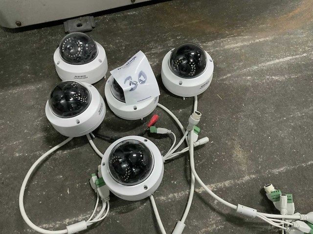 Hik vision ds-2cd2135f-is beveiligingscamera (5x) - afbeelding 1 van  1