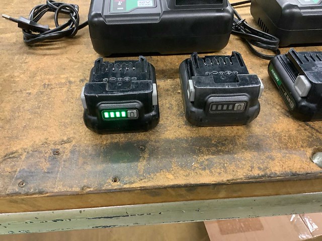 Hikoki bsl 1225m accu's en laders - afbeelding 6 van  7