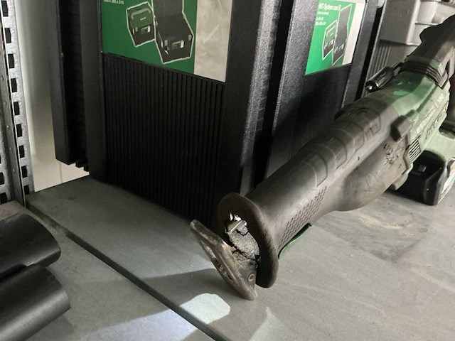 Hikoki cr18dbl accu reciprozaag body met accu - afbeelding 2 van  4