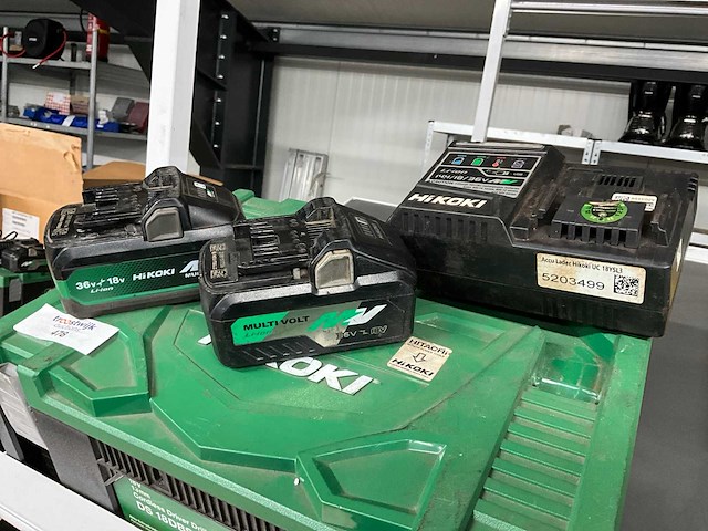 Hikoki multivolt 36 v / 16 v accu’s met lader - afbeelding 1 van  4
