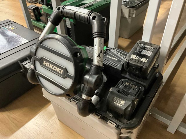 Hikoki ub 18dgl bouwlamp - afbeelding 2 van  6