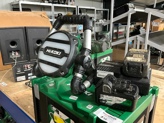 Hikoki ub 18dgl bouwlamp - afbeelding 1 van  5