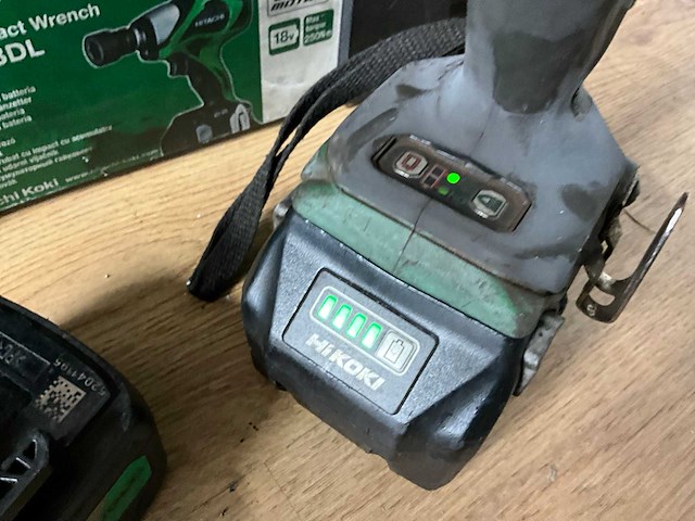 Hikoki wr 18bdl slagmoersleutel - afbeelding 2 van  4