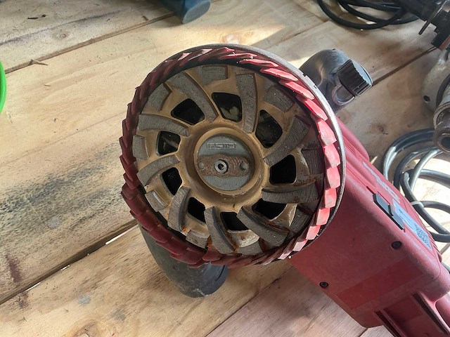 Hikti dg150 betonslijper - afbeelding 3 van  6