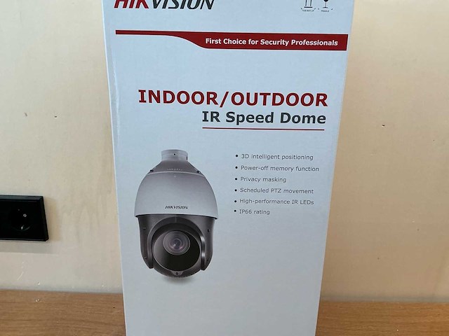 Hikvision ds-2de4225iw-de beveiligingscamera's (48x) - afbeelding 3 van  17