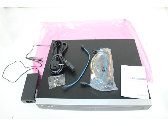 Hikvision ds-7608nxi-k2 8-kanaals acusense nvr zwart - afbeelding 4 van  4