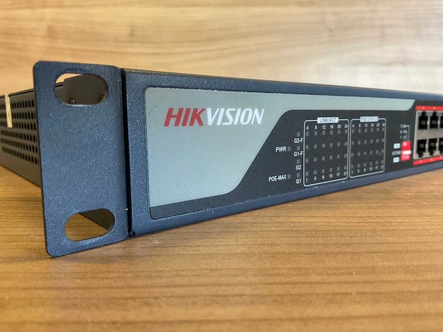 Hikvision poe switch - afbeelding 2 van  8