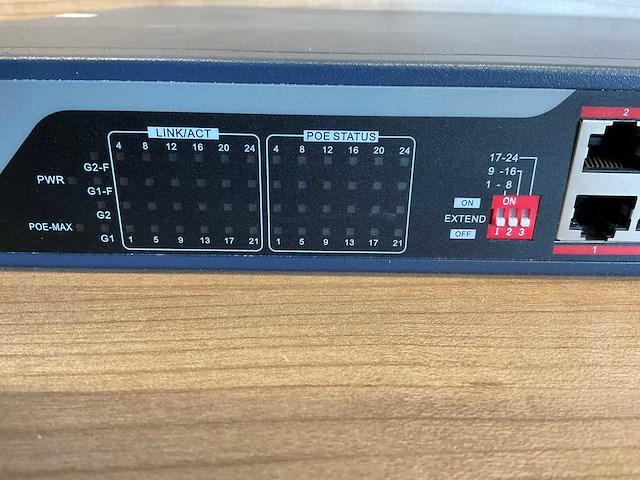 Hikvision poe switch - afbeelding 4 van  8