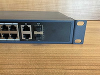 Hikvision poe switch - afbeelding 7 van  8