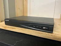 Hikvision / realink ds-7604ni-e1/4p/a 4-delige beveiligingscamera set met systeem recorder - afbeelding 1 van  6