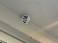 Hikvision / realink ds-7604ni-e1/4p/a 4-delige beveiligingscamera set met systeem recorder - afbeelding 4 van  6