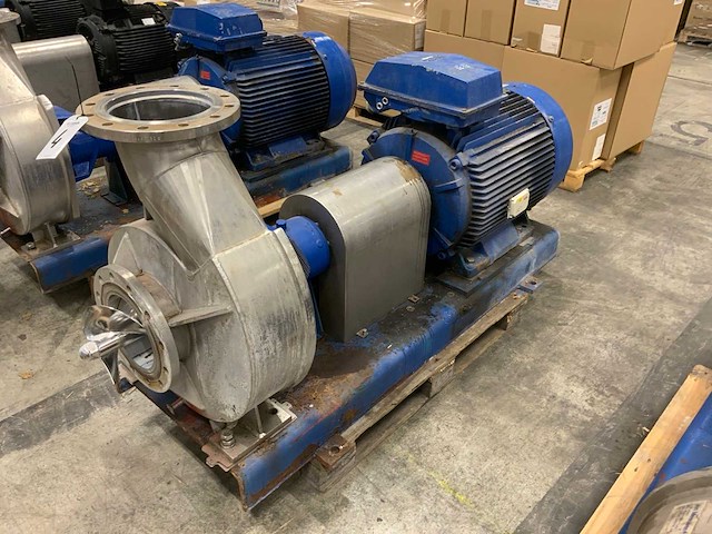 Hilge maxa 200-400 c centrifugaalpomp - afbeelding 1 van  11