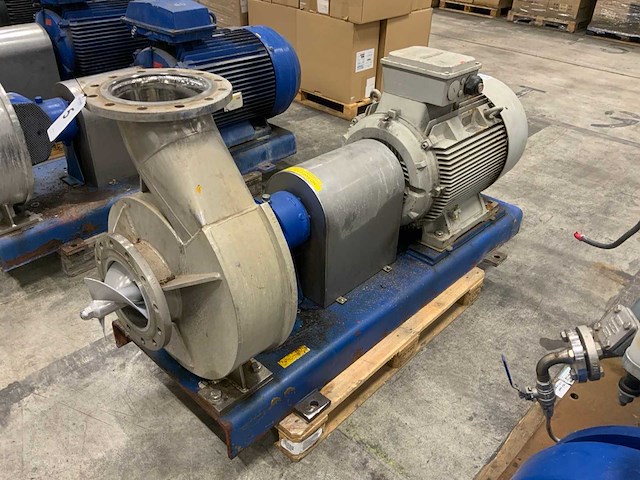 Hilge maxa 200-400 c centrifugaalpomp - afbeelding 1 van  11