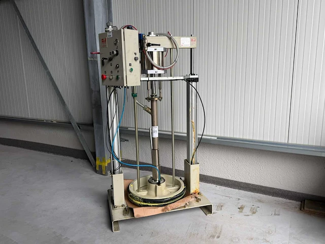 Hilger u kern - 1999 - pumpe 200 - hilger u. kern vetpomp - afbeelding 1 van  8