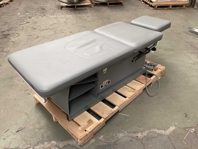 Hill adjustable behandeltafel - afbeelding 1 van  7