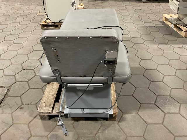 Hill adjustable examination table - afbeelding 5 van  8
