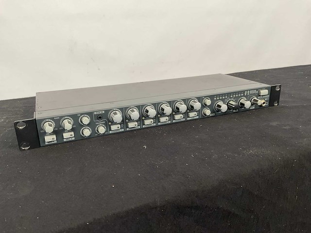 Hill audio zpr-2620 zonemixer - afbeelding 2 van  5