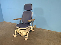 Hill-rom - anatome - patiententransportstoel - afbeelding 1 van  6