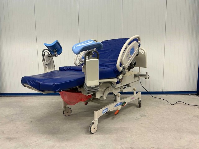 Hill-rom - p3700 - verlosbed / birthing bed - afbeelding 1 van  4