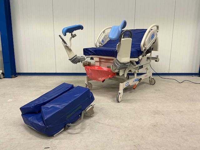 Hill-rom - p3700 - verlosbed / birthing bed - afbeelding 4 van  4