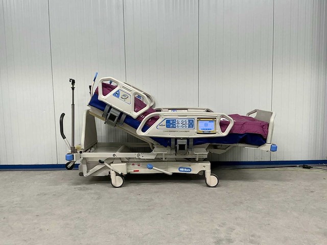 Hill-rom - totalcare p1900 - ziekenhuisbed - afbeelding 2 van  5